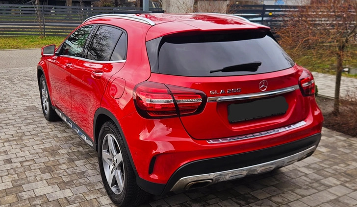 Mercedes-Benz GLA cena 103000 przebieg: 63904, rok produkcji 2019 z Warszawa małe 92